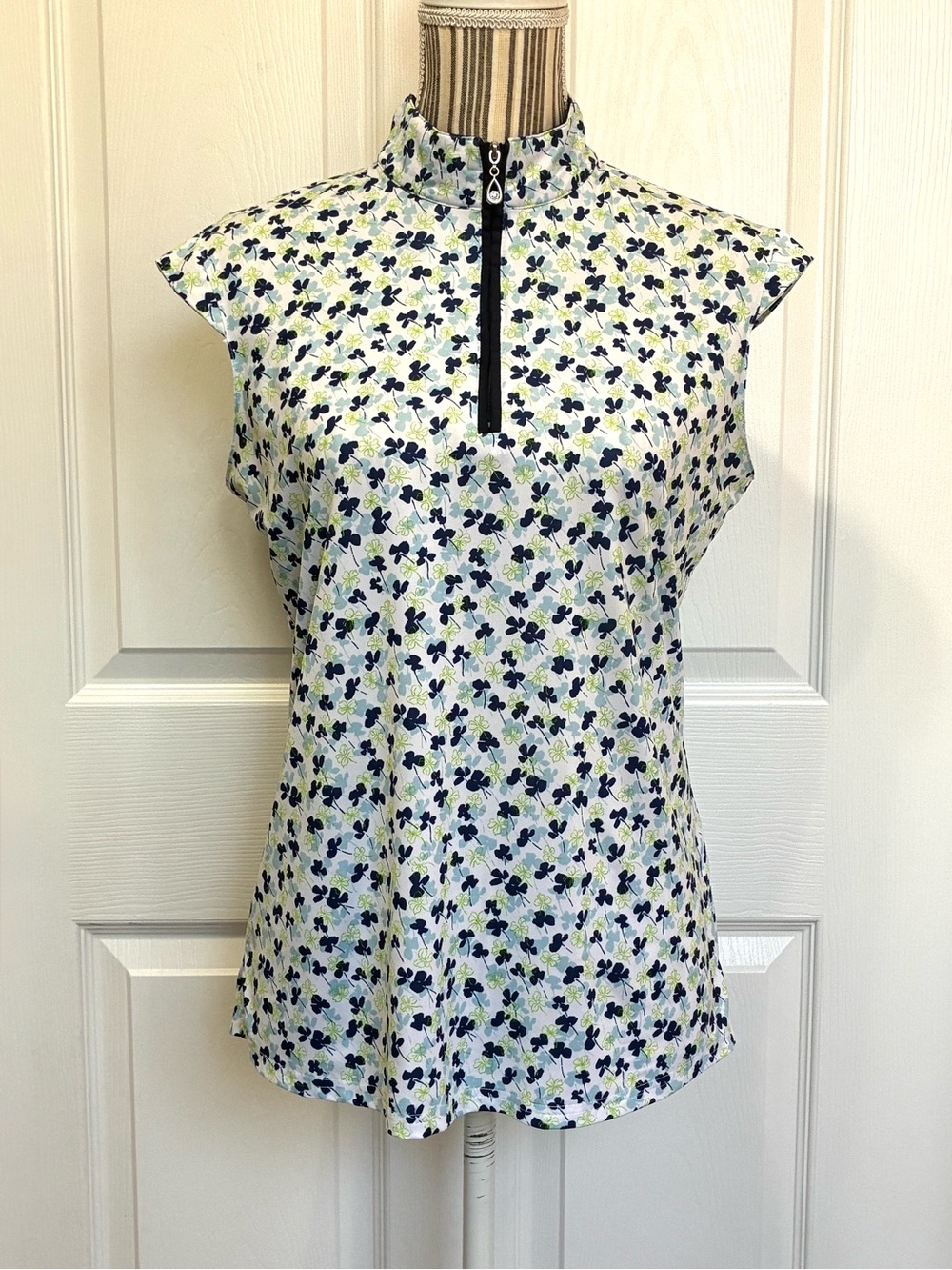 San Soleil Activewear Top Womens Medium 50 UPF Sun Protection Preppy Golf Travel